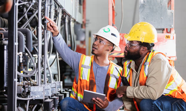Best Best Electricians Near Me  in Riviera Beach, FL